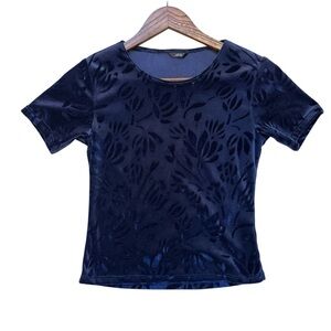 Mica Vintage Midnight Blue Velvet Floral Crew Neck Woman’s Tee Shirt Size Small